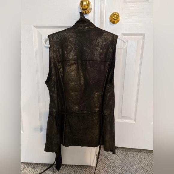 Bagatelle Women's (Medium) Brown Faux Suede Leather Vest With Waterfall Collar - Picture 4 of 4